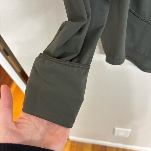 Universal Standard Game Steffi Pullover Hoodie in Green - Size 2XS (M) - Picture 6 of 8